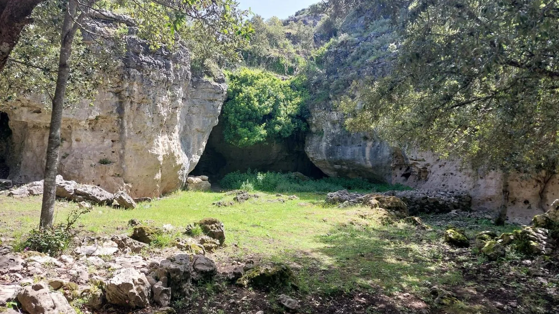 Sa Burra Guest House Gadoni